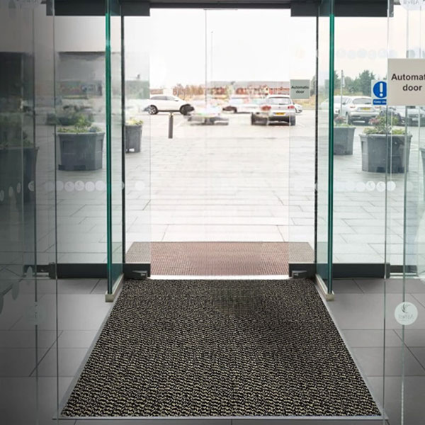 Industrial Heavy Duty Barrier Mats for Indoor and Outdoor Areas
